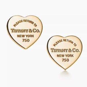 Return to Tiffany® Heart Tag Stud Earrings in Yellow Gold, Mini